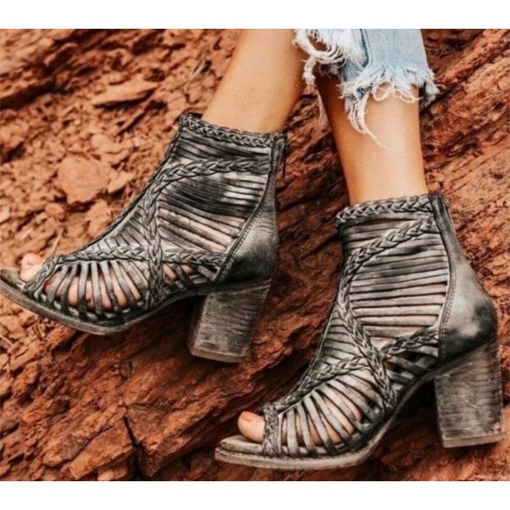 NWOT Freebird By Steven Bela Distressed Black 100% Leather Bootie Heeled Boots 7